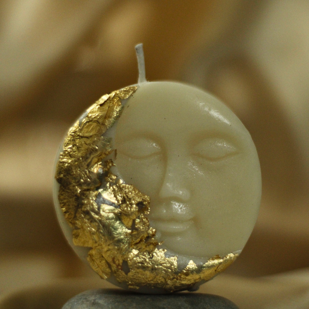 Moon Face Gold Foil Soy Candle With Gift Box